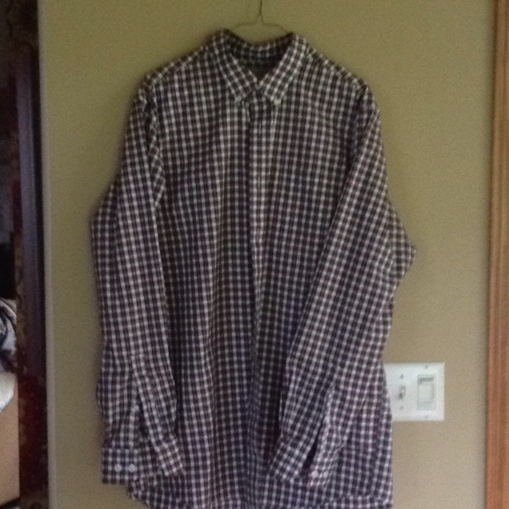 Long sleeve button down shirt
